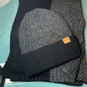 Honnesserry Hat and Scarf set